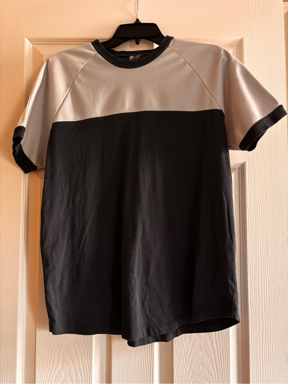 Men's ASOS Two-Tone Black and Light Gray Crewneck Tee